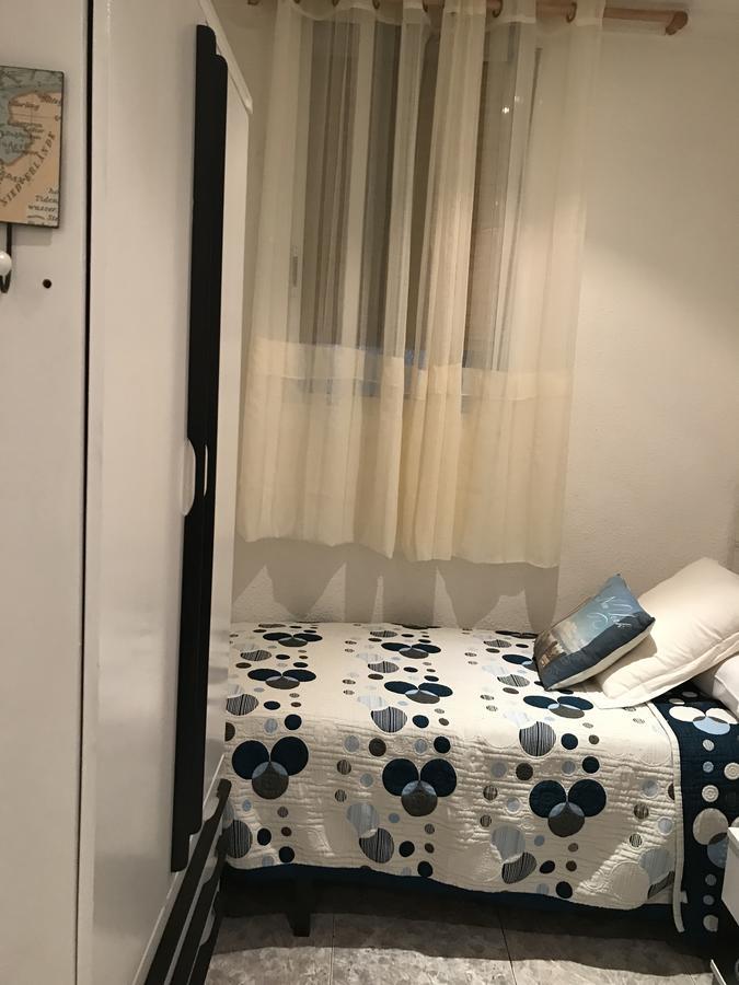 Hostal Aribau Барселона Екстер'єр фото